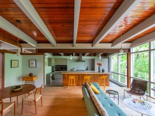 Best New Listings: Two Corners, Hidden Spaces, and Mid-Century Style