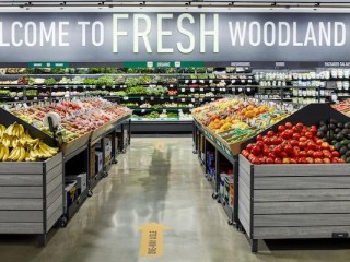 Amazon Opens First Grocery Store