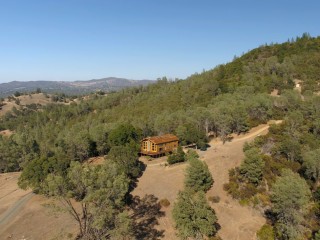 Thursday's Must Reads