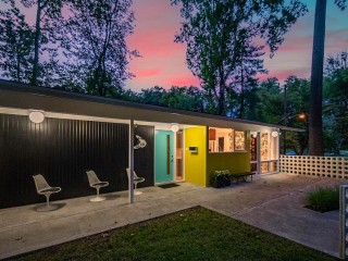 This Week's Find: A Mid-Century Modern-Lover's Dream in Rock Creek Woods