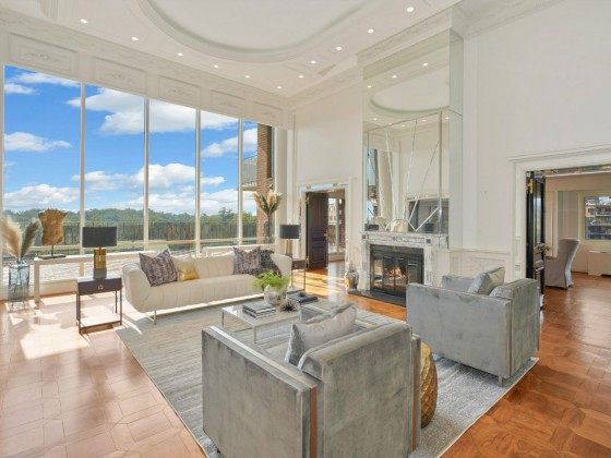 This Week's Find: DC's Mansion in the Sky