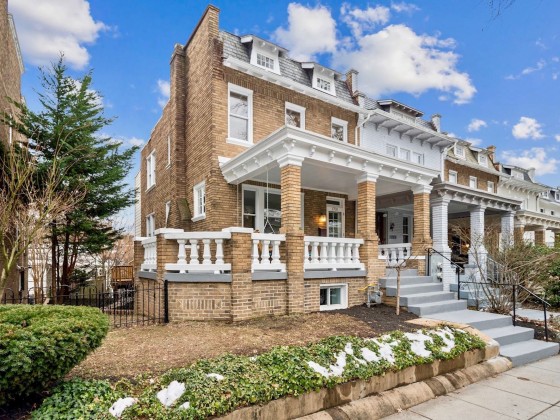 Gone in 24 Hours: The 8 DC Neighborhoods Where Homes Are Selling Fastest in 2022