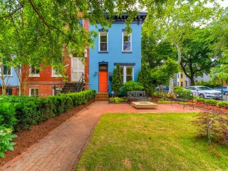 What (Around) $900,000 Buys in the DC Area
