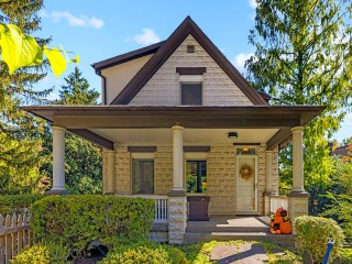 Best New Listings: A Bungalow, A Colonial, and A Vintage Farmhouse