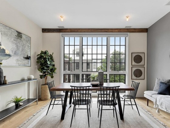 Best New Listings: A Helicopter Penthouse; A Classical Corner Find