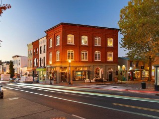 This Week's Find: A Georgetown Gallery Up For Reimagination