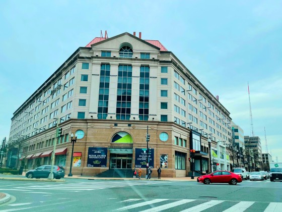 A New Grocery Store Planned For Friendship Heights Mall