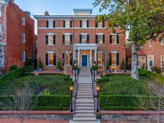 A $4 Million Price Drop For Georgetown Compound Where Jackie Kennedy Lived
