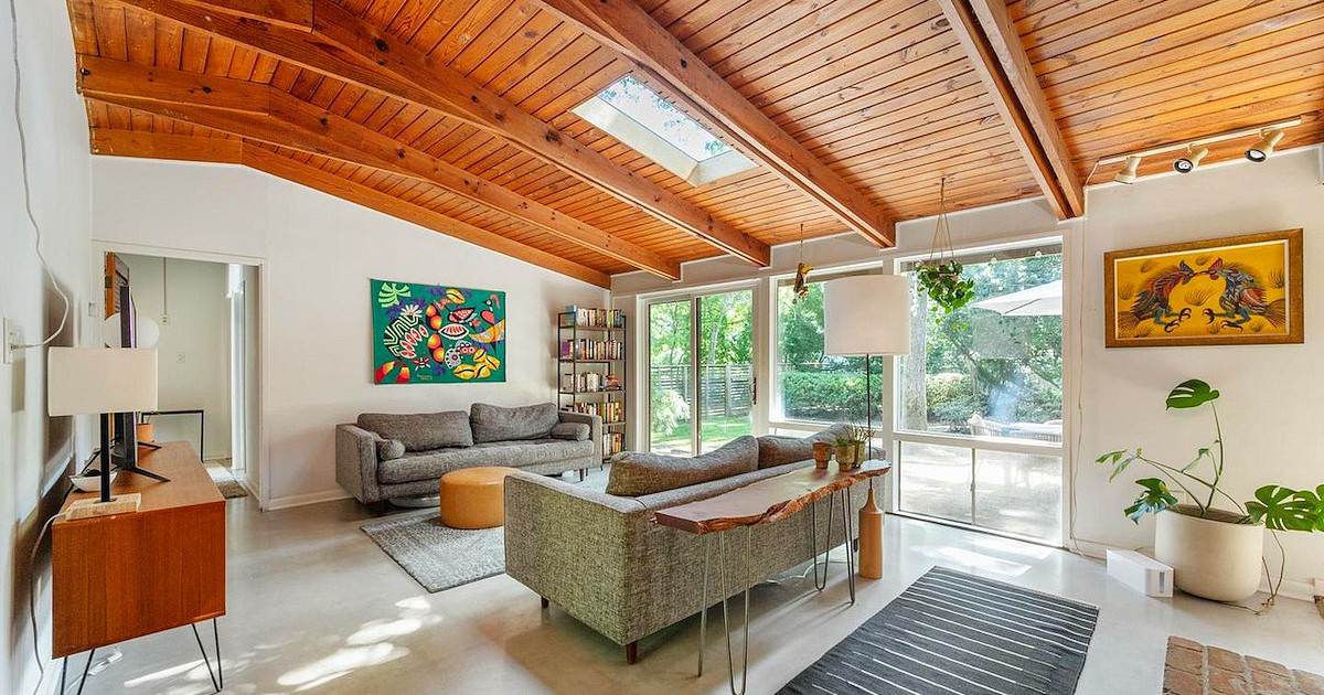 Best New Listings: A Cottage in Chevy Chase; Mid-Century with an ADU