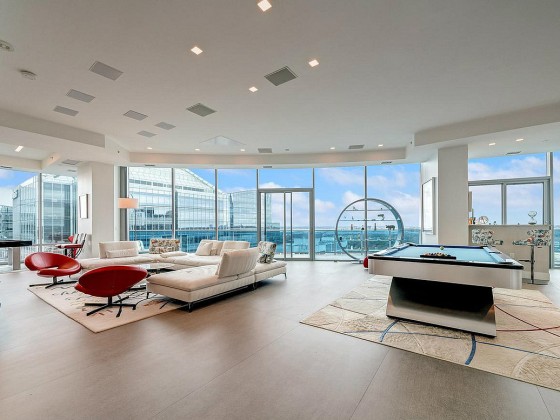 This Week's Find: 4,500 Square Feet At The Top Of Turnberry