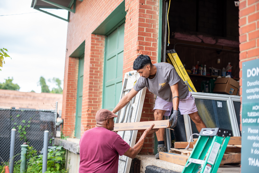 Community Forklift Sep, 24-16.jpg
