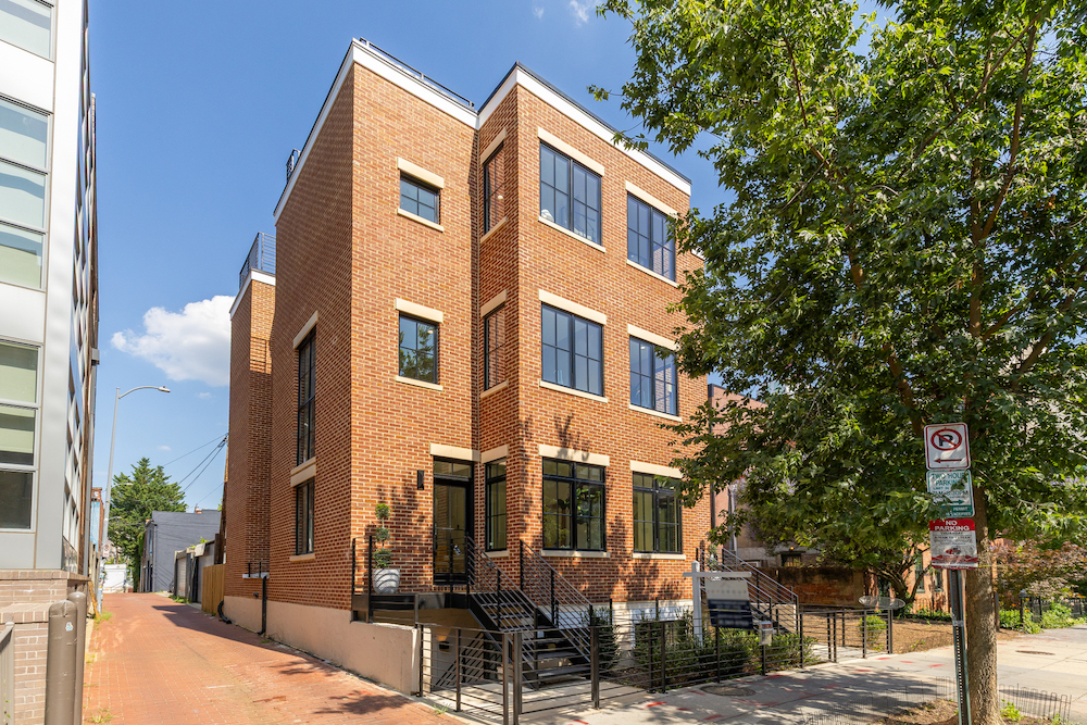 1205 10th St NW A-0004.jpg