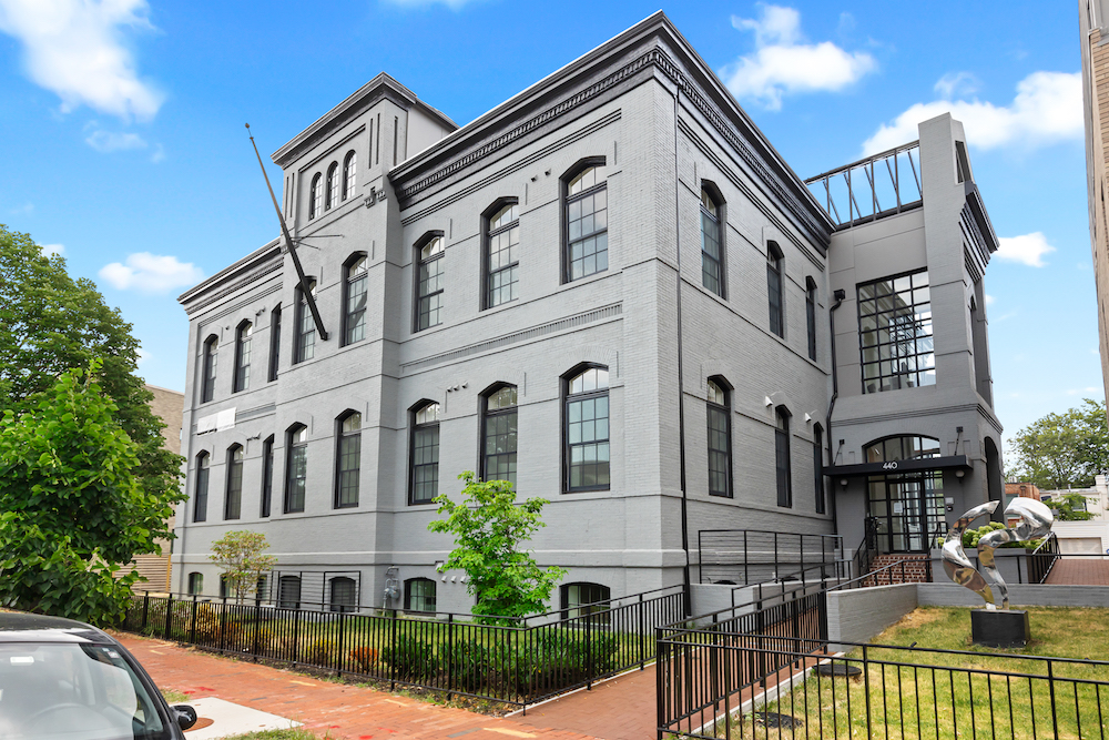 PH Schoolhouse.JPG