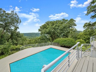 Best New Listings: A Pool With Quite The View