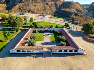 Tuesday's Must Reads