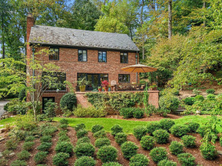 Pending Home Sales Shot Up In November