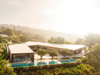 Tuesday's Must Reads