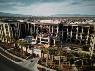 Wednesday's Must Reads