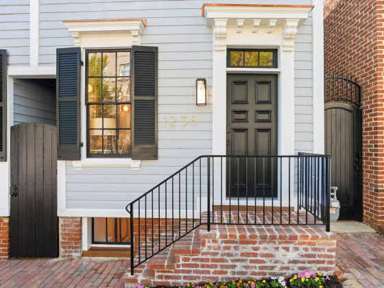All Things Italian: Historic Georgetown Home Gets a Sophisticated Renovation