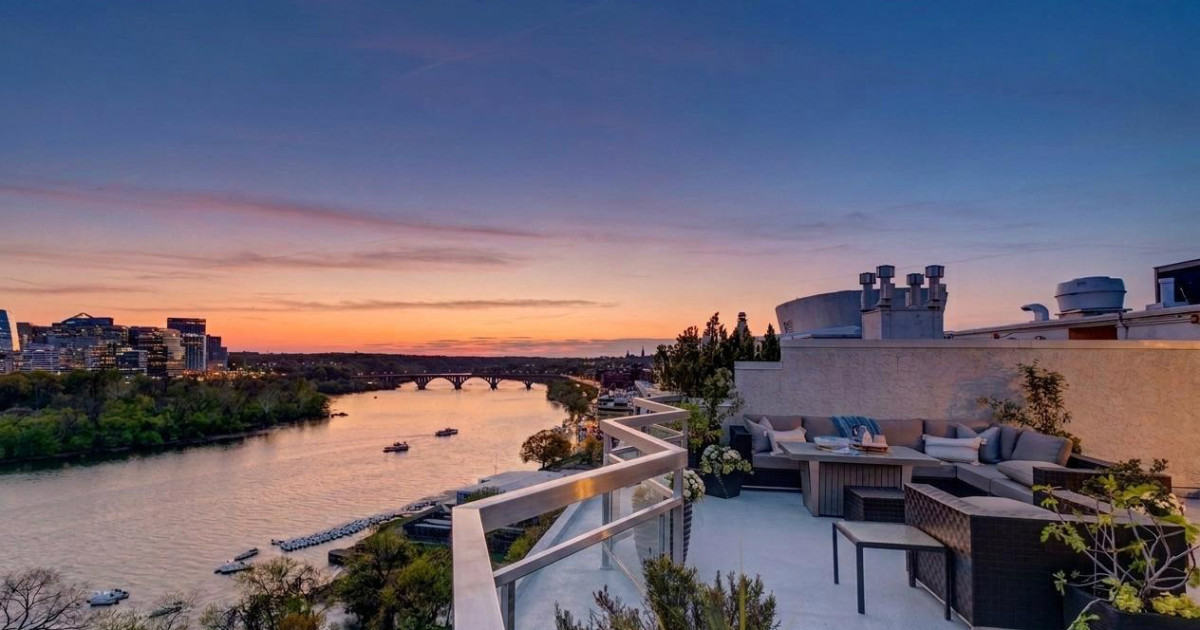 Best New Listings: From The Glass House To The Penthouse - Contemporary Penthouse Apartments With Reflective Glass