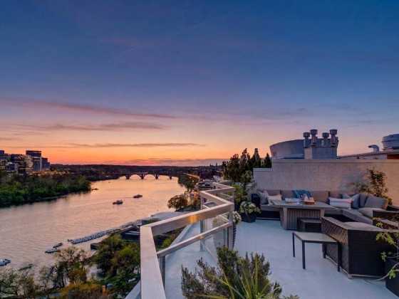 Best New Listings: From The Glass House To The Penthouse