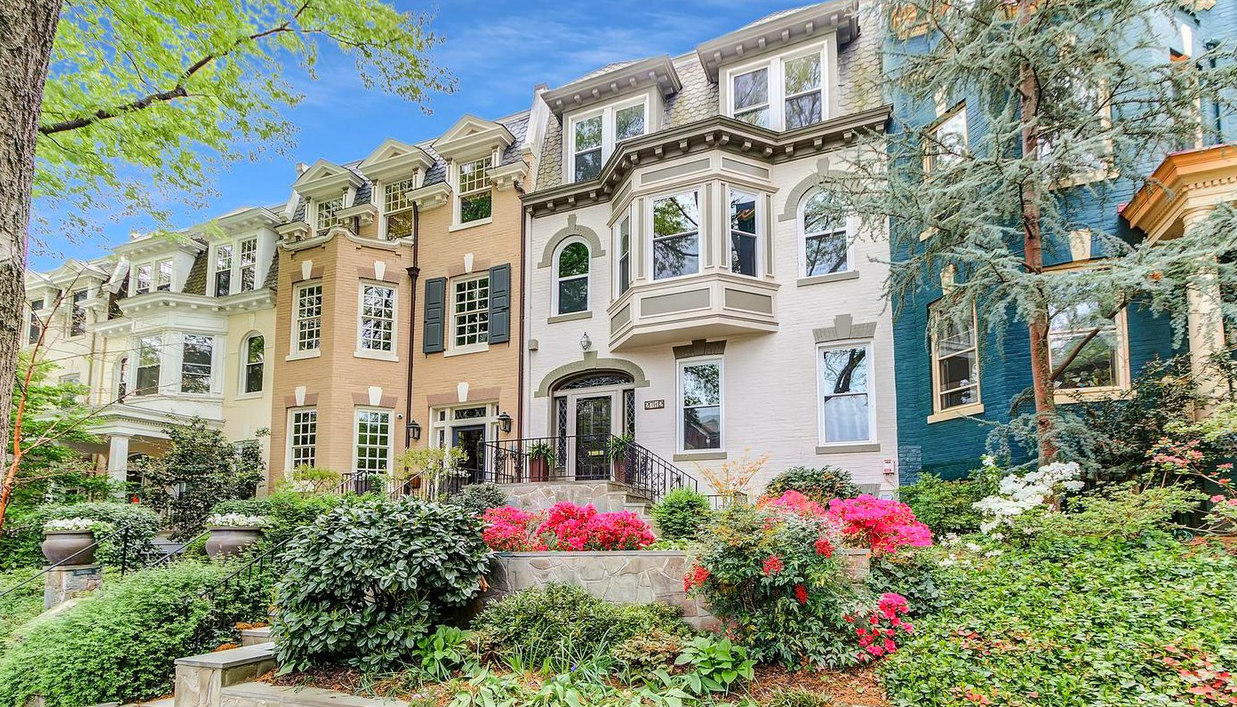 homes-in-woodley.jpg