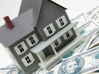 Down Payments Slip as Buyers Hold Tight to Cash
