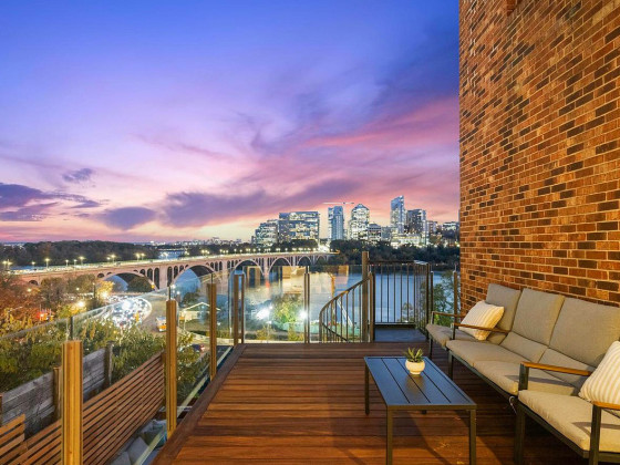 The List of Metros Where a Luxury Home Costs Less Than $1 Million Keeps Shrinking