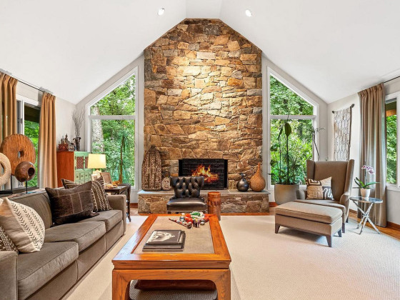 Best New Listings: A Firehouse Loft and a Bethesda Ranch Retreat