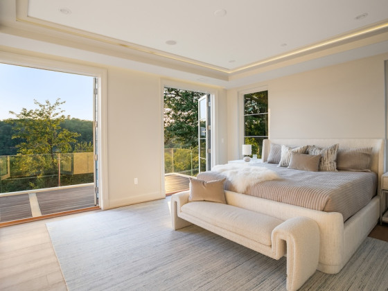 A Custom-Built Stunner with Forever Views of The Potomac River Valley Hits the Market