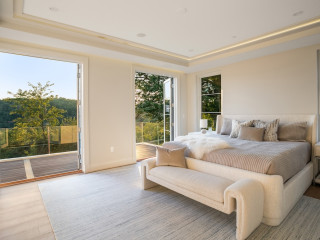 A Custom-Built Stunner with Forever Views of The Potomac River Valley Hits the Market