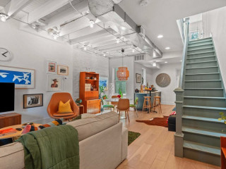 Under Contract: 4 Days In Hyattsville, 7 Days On The Hill