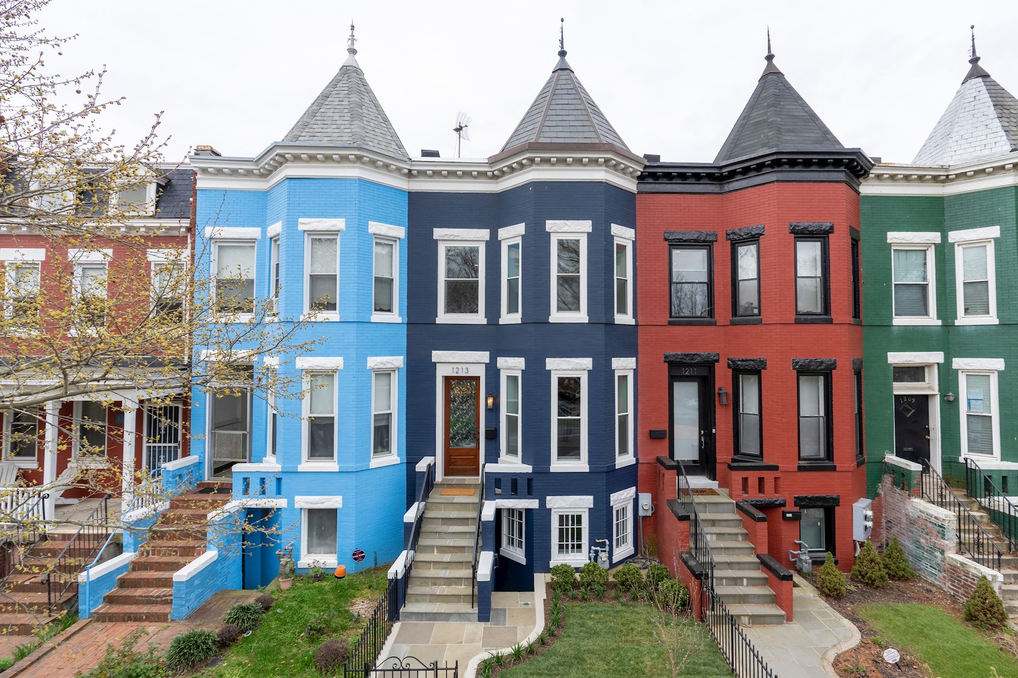 1213 F Street NE, Washington, DC 20002