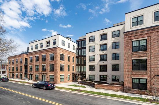 805 N Columbus Residence 413 