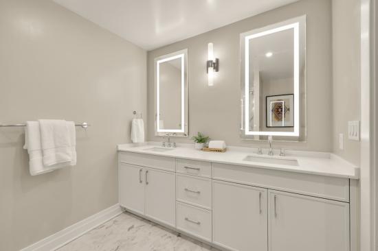 805 N Columbus Residence 413 