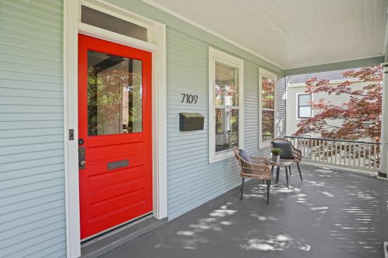 7109 Cedar Ave  
