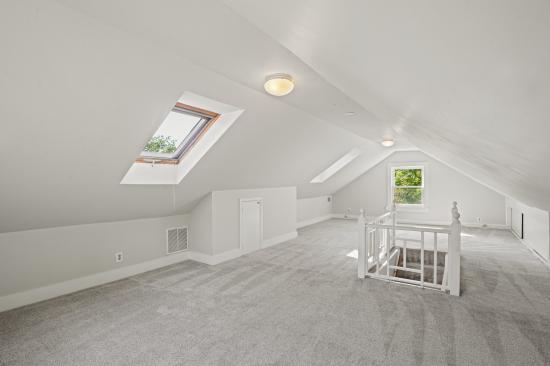 7109 Cedar Ave  