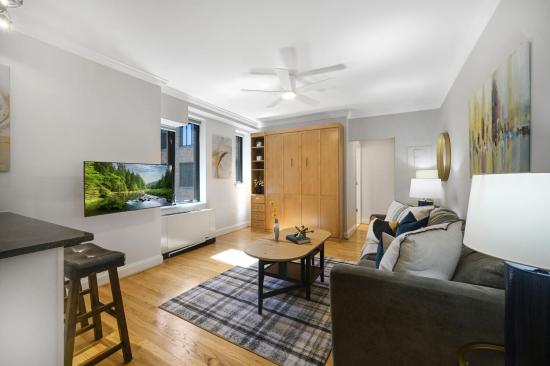 1701 16th Street NW, #707