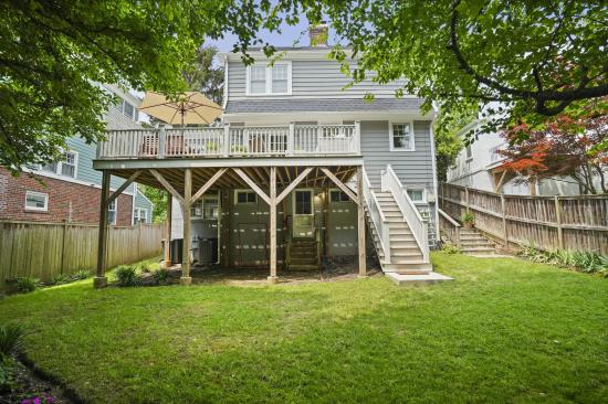 5437 Chevy Chase Pkwy NW  