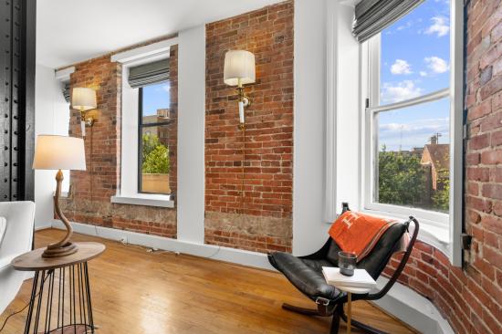 1615 Q St NW #301/303  