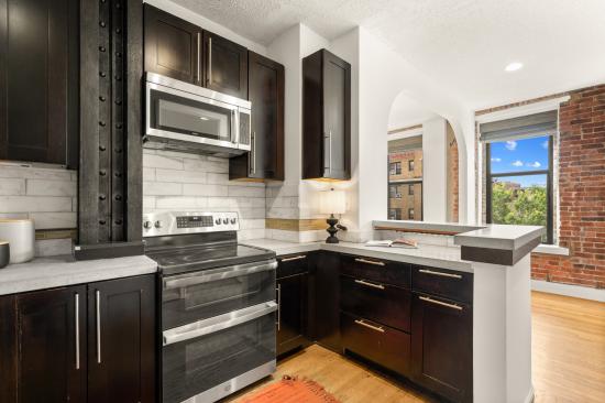 1615 Q St NW #301/303  