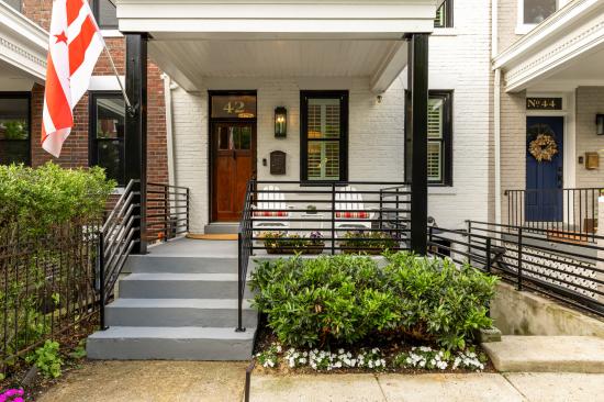 42 Bryant St NW  