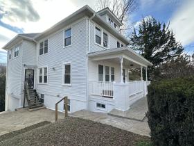 2528 Elvans Rd SE