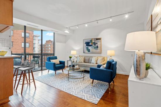 955 26th Street NW Unit 707