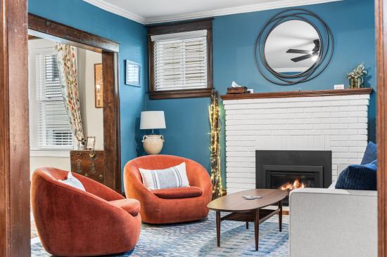 1227 Talbert Street SE