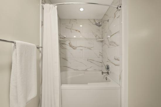 1010 Massachusetts Ave NW, Unit 207  