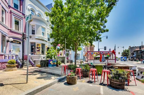 2370 Champlain St NW #34  