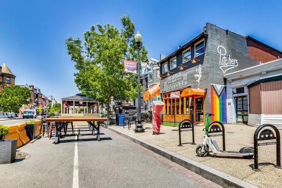 2370 Champlain St NW #34  