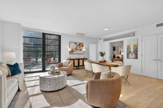 45 Sutton Square SW #1118 