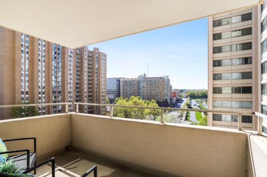 5500 Friendship Blvd unit 1411N 